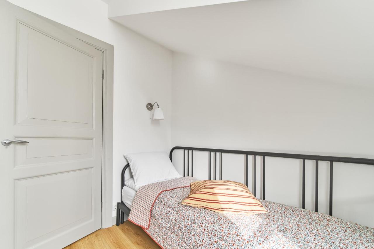 Modern Two-Bedroom Apartment, Vilnius City Centre Екстер'єр фото